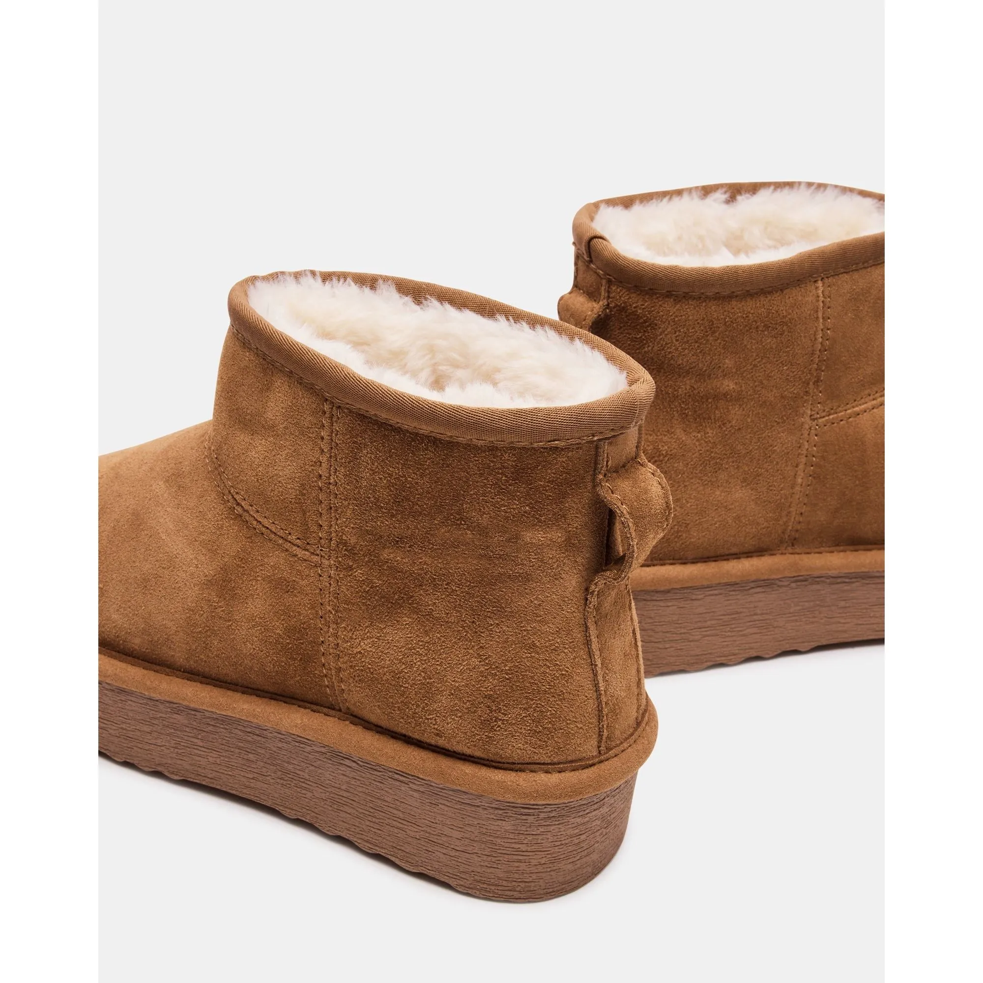 Comfy Chestnut Suede