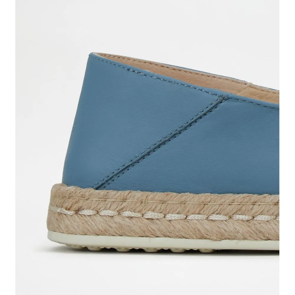 Slip-Ons in Leather