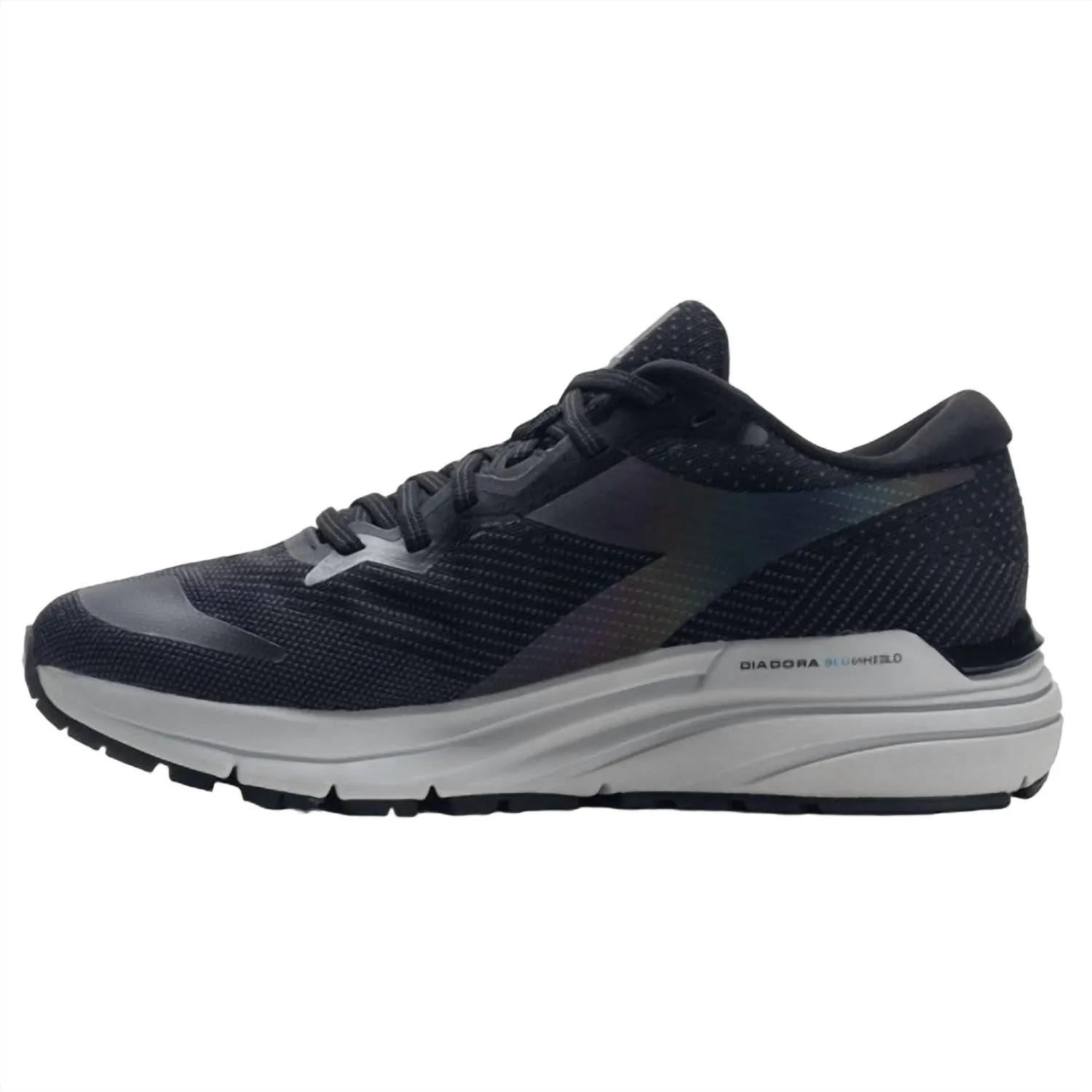Women's Mythos Blushield Hip 6 Running Shoes In Black/silver
